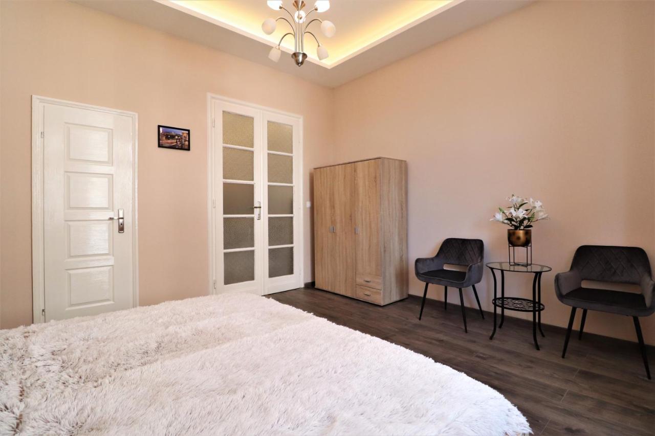 King Charles Residences Budapest Ngoại thất bức ảnh